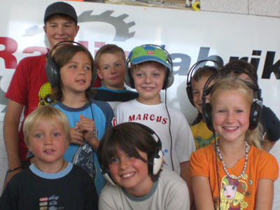 Squirrelkids On Air: Osterspecial So 28.3. 10:06h cimg5071_270808_01.jpg