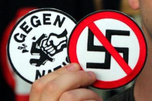 Soll Auftritt einer Hooligan-Band in Salzburg verboten werden? nazis_raus-jpg