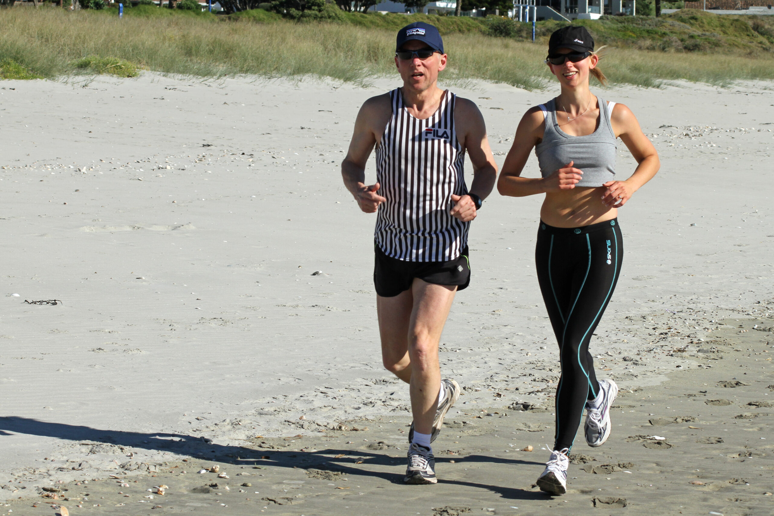 Ian And Susan Jogging On Maunganui Beach 3 (5644495596)